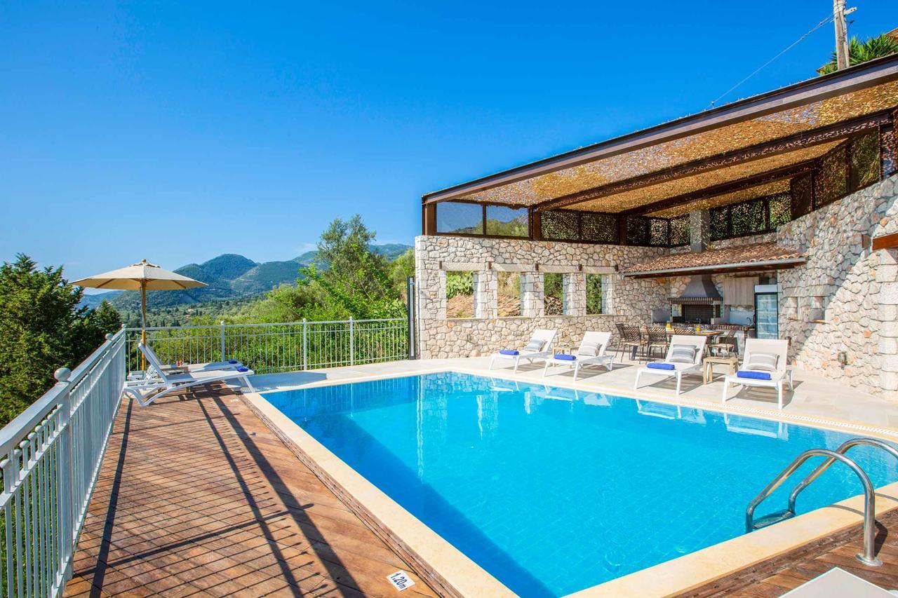 Villa Rachi Vathi  Exteriör bild