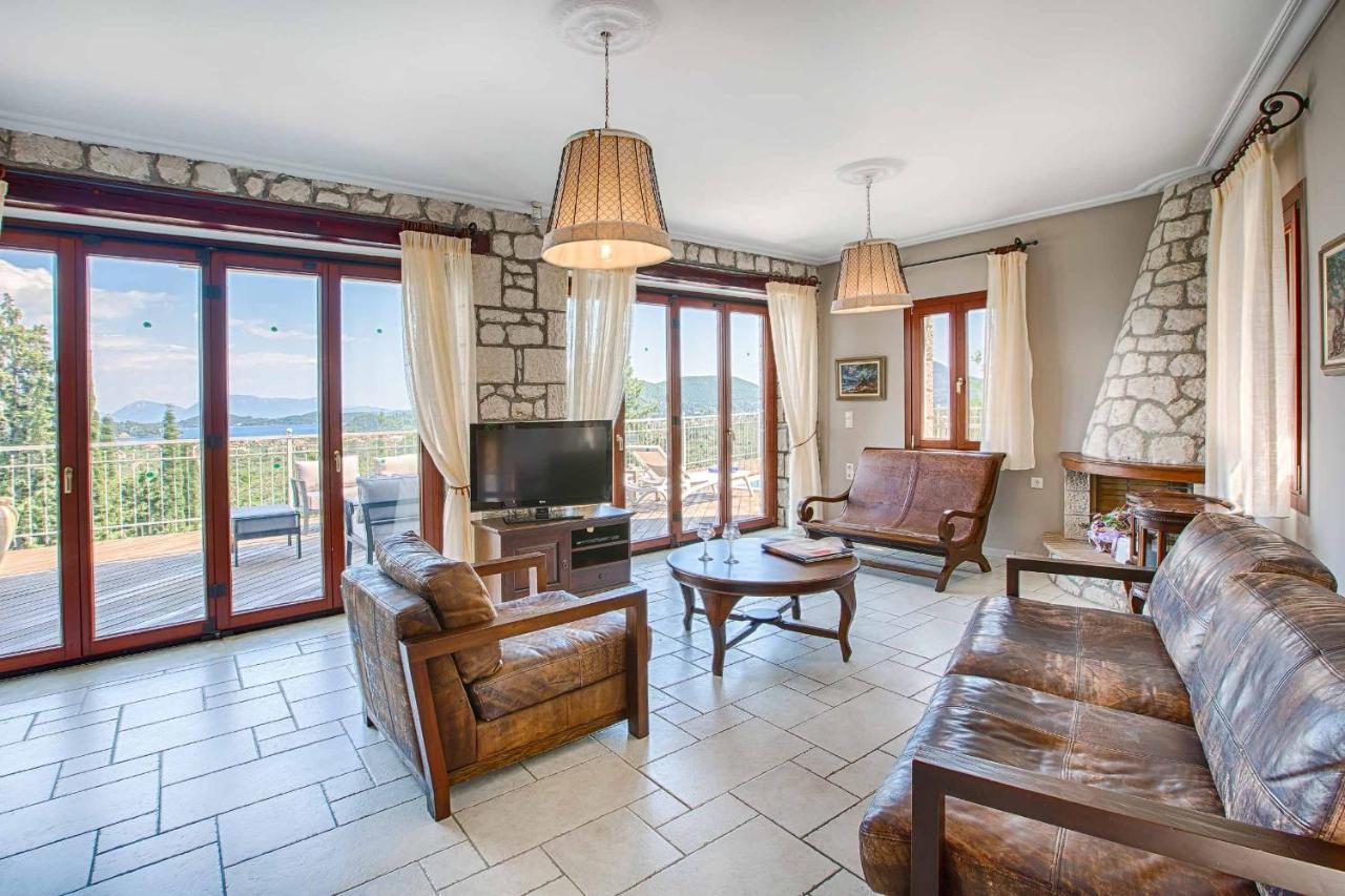 Villa Rachi Vathi  Exteriör bild